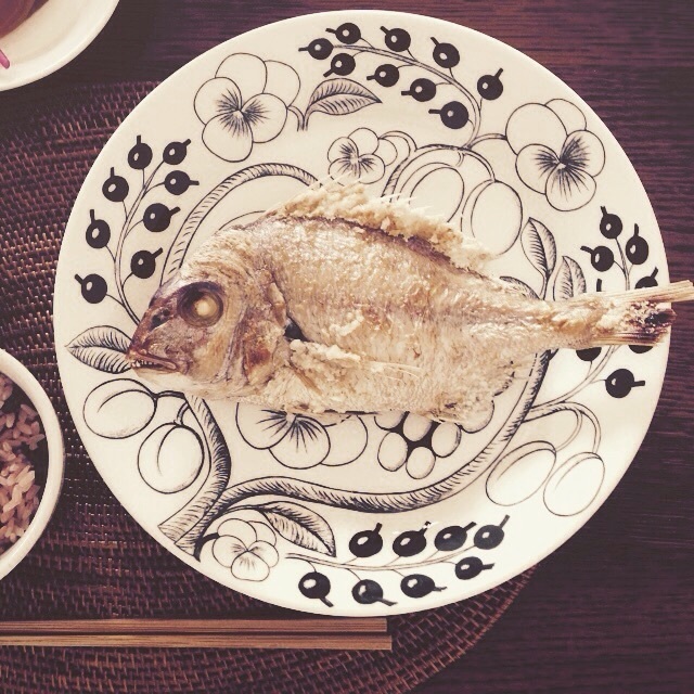 オーブン 塩焼き 鯛 の 料理家・有元葉子さんに教わるオーブン料理「鯛の尾頭焼き」のレシピ